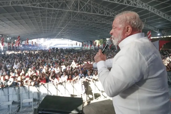 Petistas mandaram R$ 5 milhões em emendas para TV que defende governoPetistas mandaram R$ 5 milhões em emendas para TV...