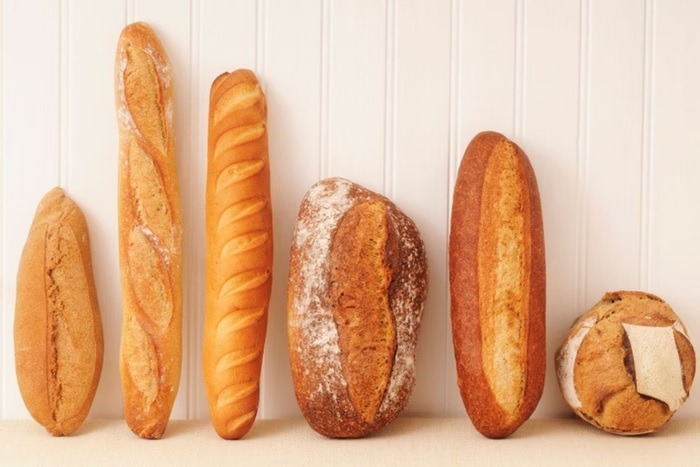 Como escolher o pão mais saudável para sua dieta, segundo um nutri