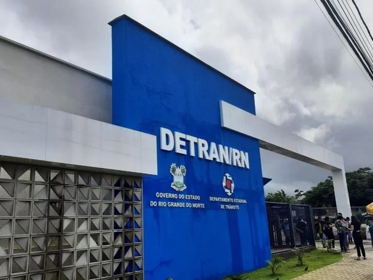 Maiores de 65 anos estão isentos das taxas de renovação da CNH no RN