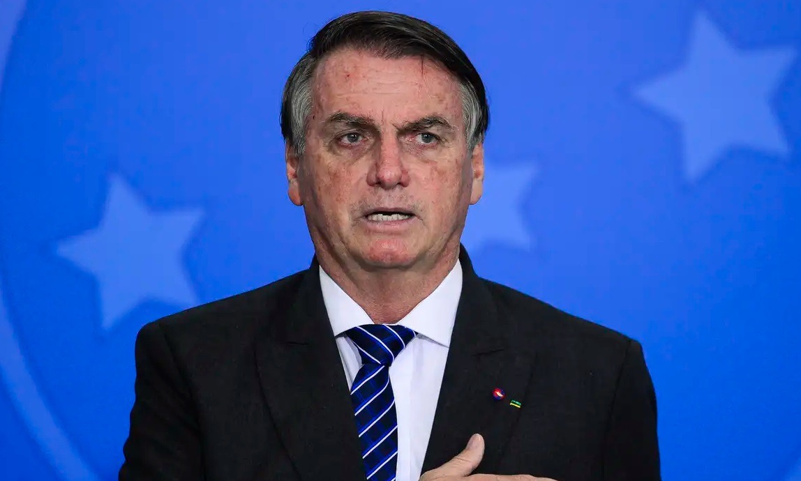 Jair Bolsonaro é alvo de operação da Polícia Federal e passará a usar tornozeleira eletrônica