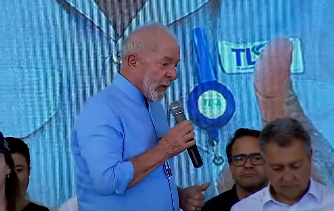 VÍDEO: Lula: "Pode ter certeza que serei candidato para ganhar as eleições e não entregar País a esses malucos"