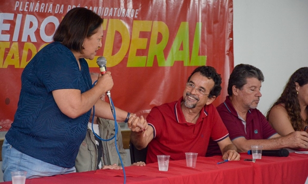 Secretário de Fátima critica Bolsonaro e diz que "Queiroz samba na cara do MP"