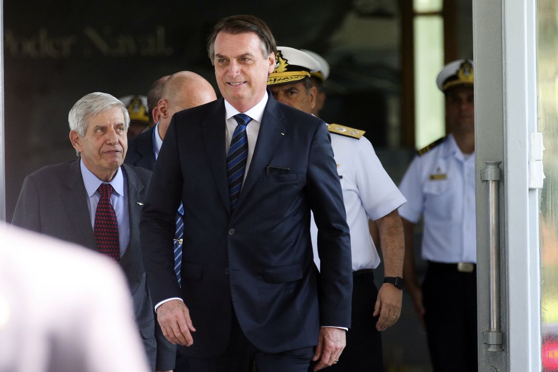 Bolsonaro vai sancionar reforma administrativa como veio do Senado