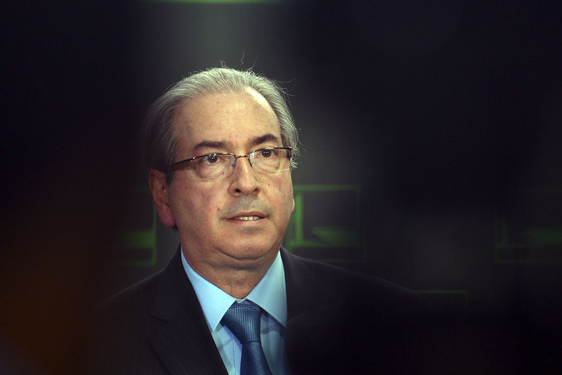 Justiça do Paraná autoriza transferência de Cunha para o Rio