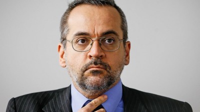 Justiça Manda MEC suspender corte de verbas em universidades e institutos