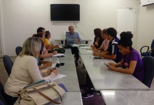 Governo do RN anuncia que servidores da Educação receberão 40% do 13º em julho