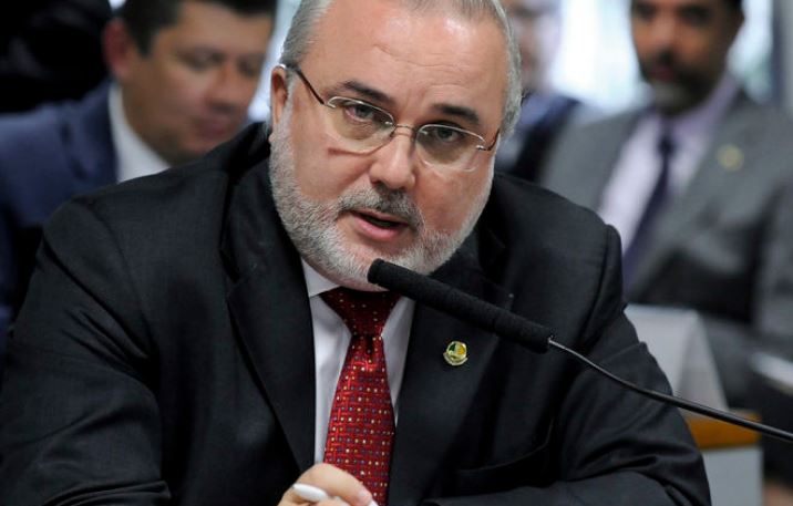 Senador Jean Paul quer fortalecer as relações do Brasil com países árabes