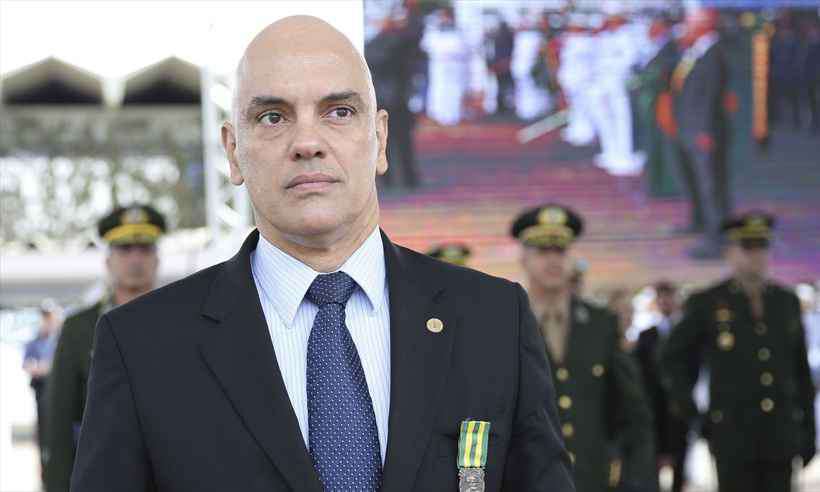 STF dá 48 horas para Polícia Federal enviar cópia de mensagens hackeadas