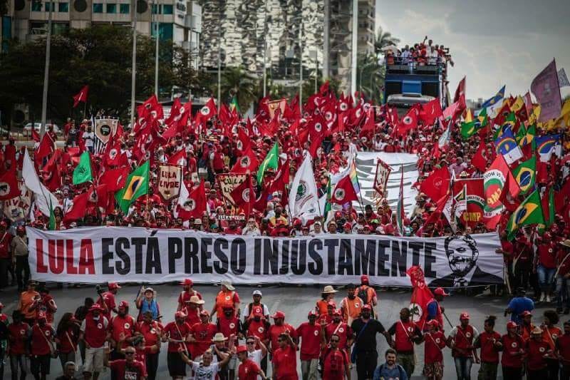 Integrantes do MTST eram ameaçados e obrigados a ir a atos pró-PT, diz juíza