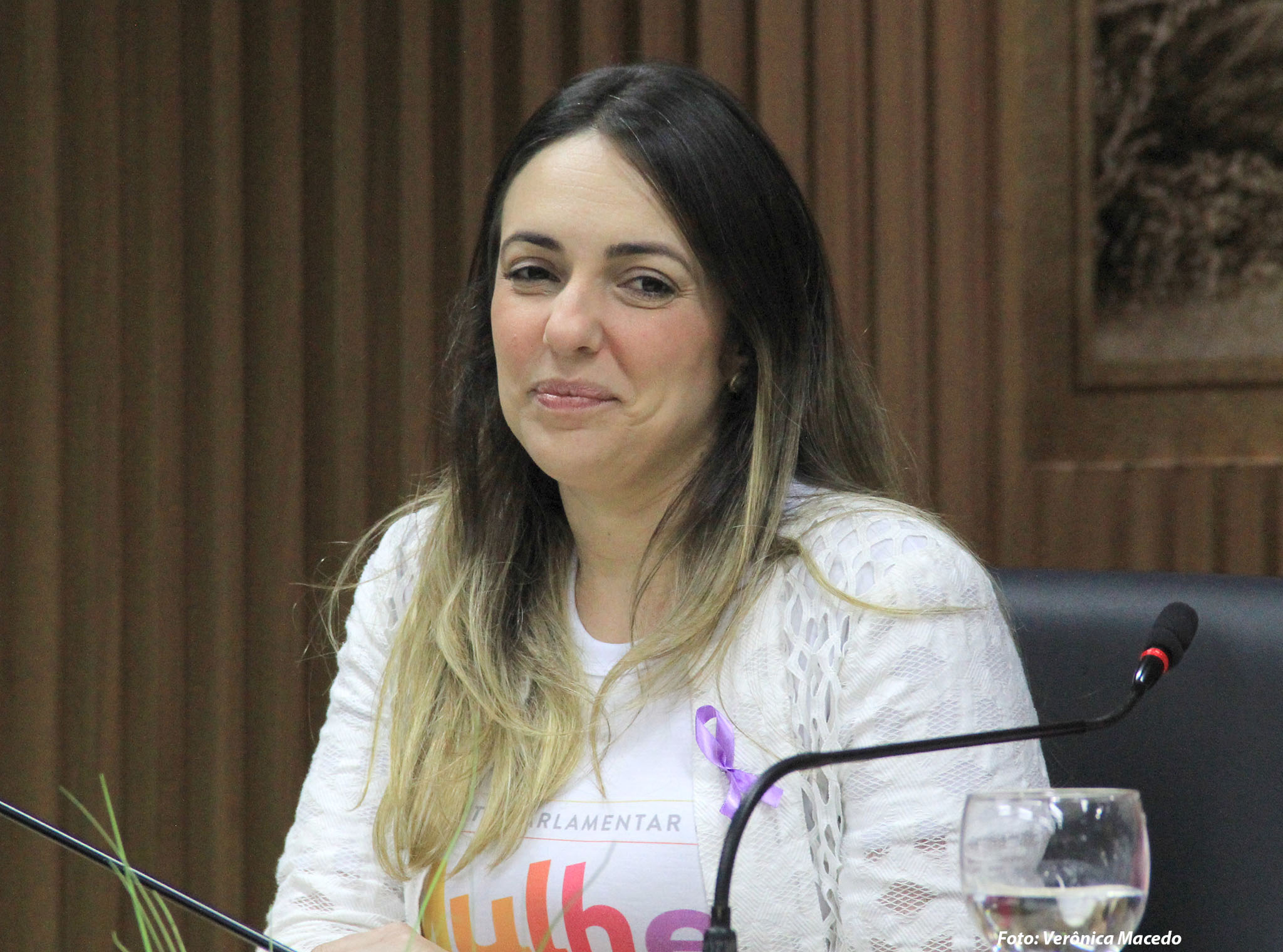 Vereadora destaca gravidade do feminicídio durante solenidade do Agosto Lilás