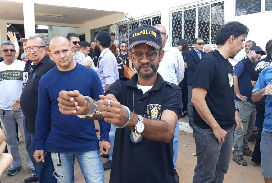 TJ: Estado tem 12 meses para retirar policiais civis de funções administrativas