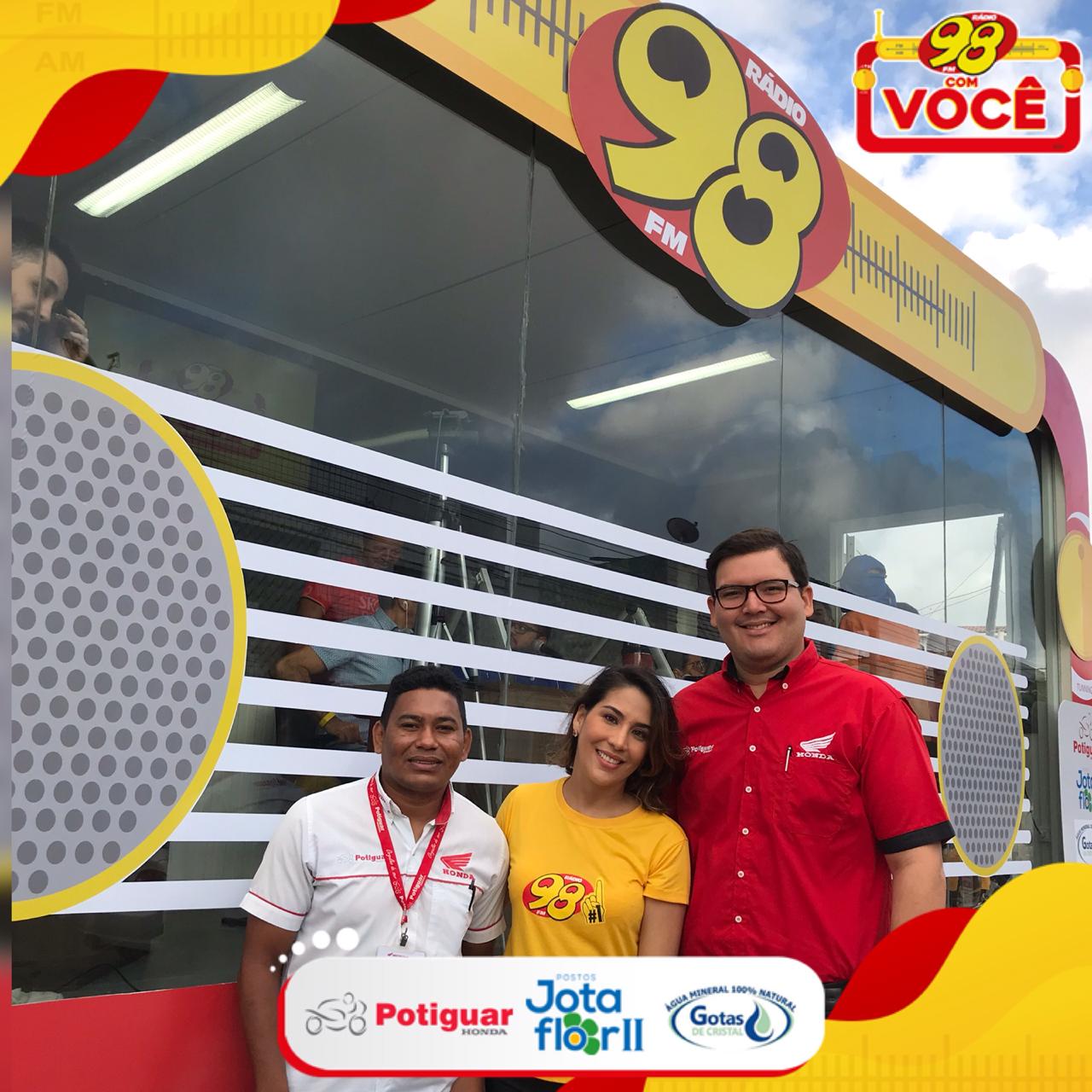 "98 FM com Você": Emissora lança transmissão ao vivo nas ruas de Natal