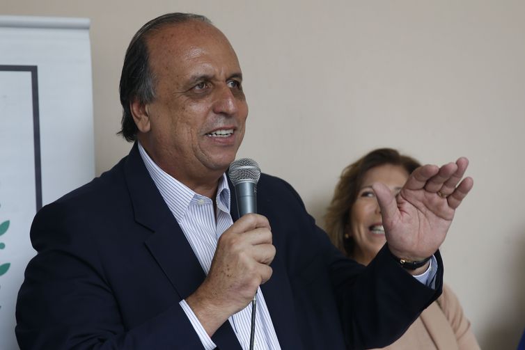 Ex-governador do RJ recebeu até R$ 30 milhões em propina, diz delator a juiz