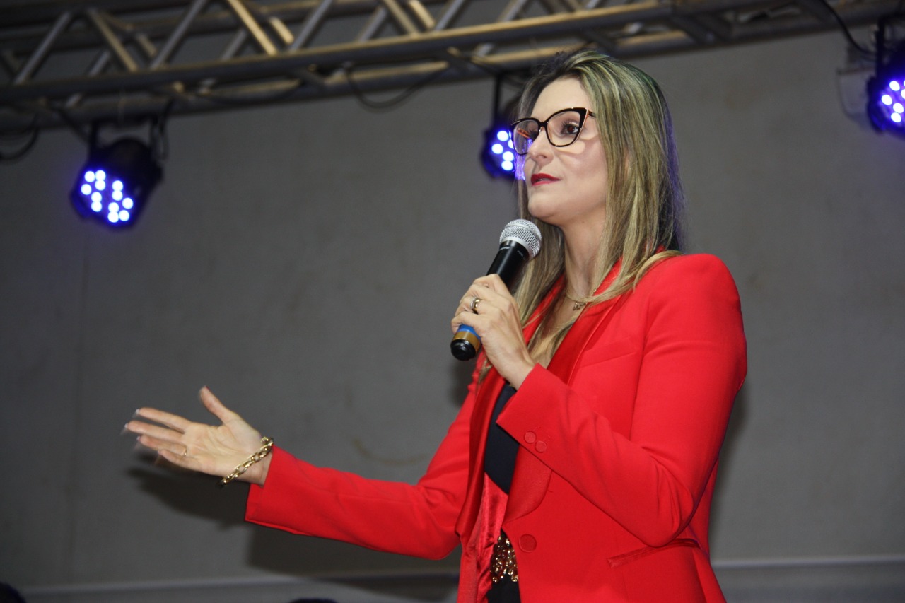 Aras nomeia Cibele Benevides para chefiar Procuradoria da República do RN