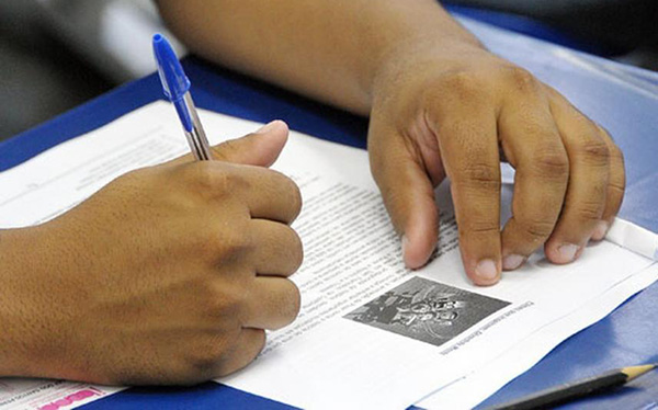 Concursos públicos oferecem 31.448 vagas com salários de até R$ 29 mil