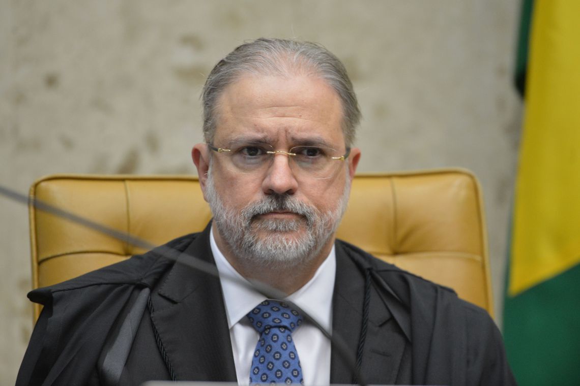 CPI do BNDES: relatório que pede indiciamento de ex-ministros do PT chega ao PGR