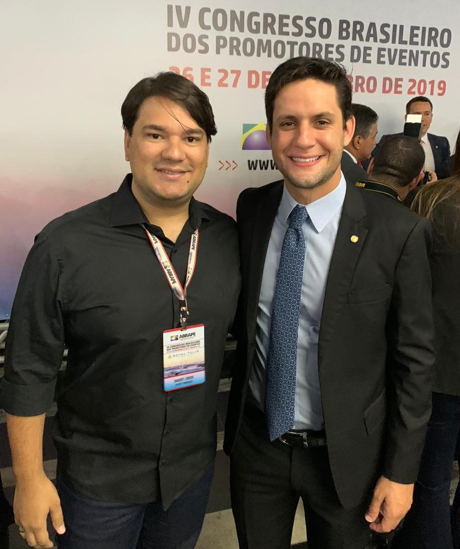 Amaury Júnior participa de lançamento da Frente Parlamentar em defesa da cultura