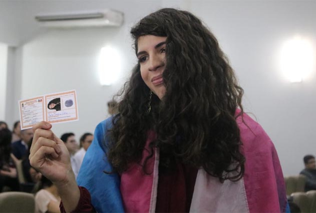 Flagrante: Primeira advogada trans do RN é presa com pés de maconha
