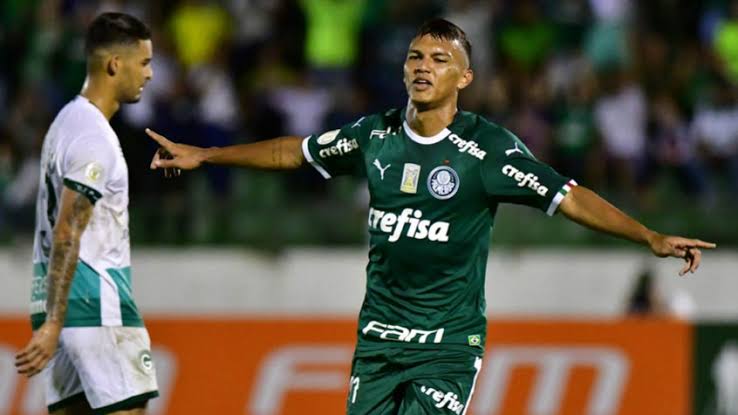 Melhor jogador do mundo sub-17, potiguar faz 2 gols e dá show pelo Palmeiras