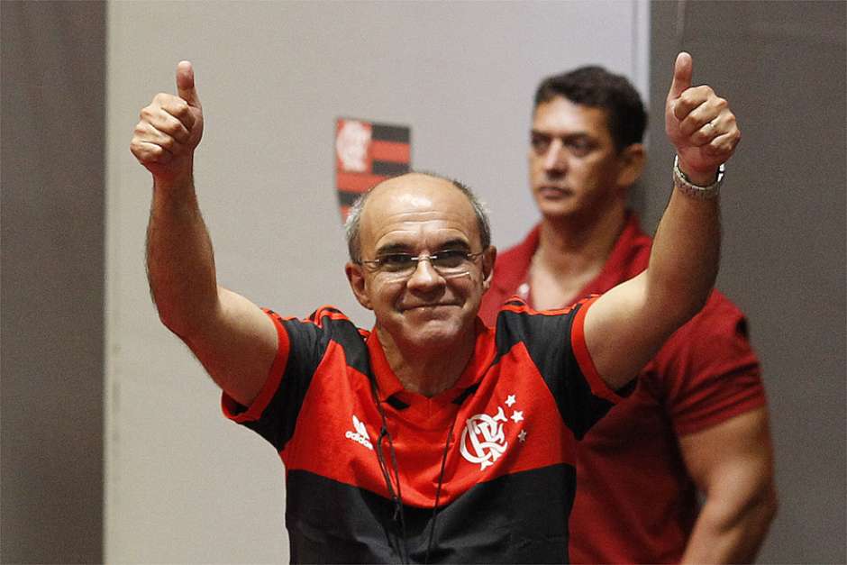 Ex-presidente responsável por reerguer Fla prepara candidatura a prefeito do Rio