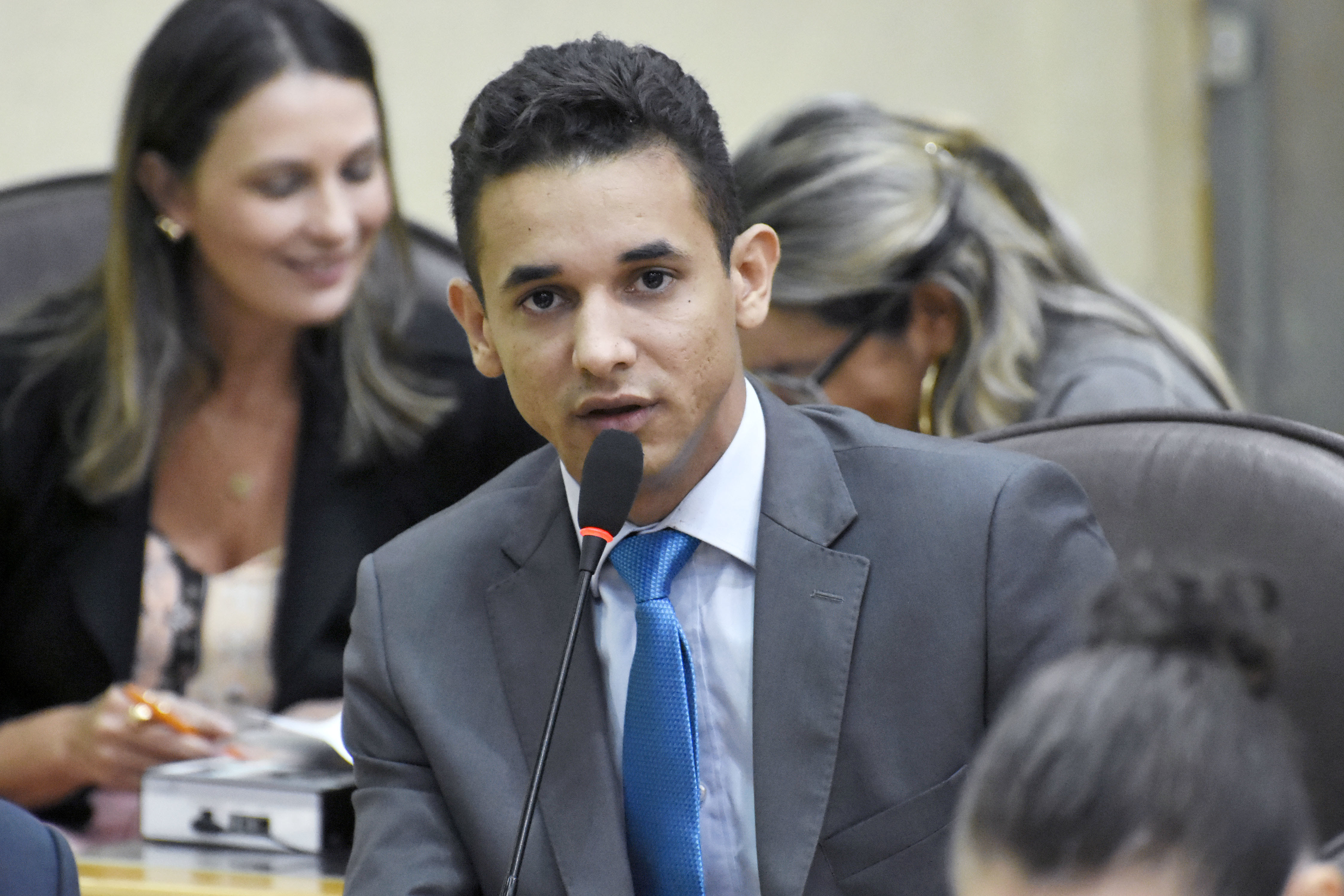 Allyson solicita que Governo renove contrato com a Casa do Estudante de Mossoró