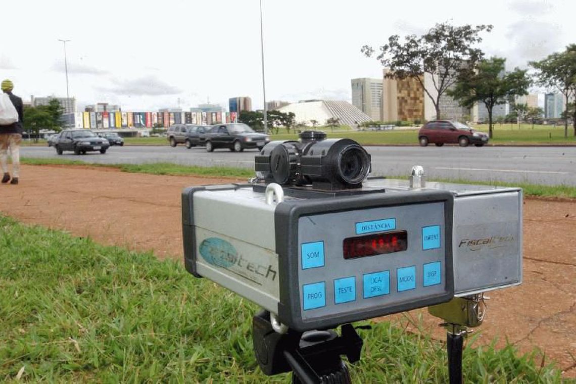 AGU vai recorrer da decisão que restabelece uso de radar em rodovias