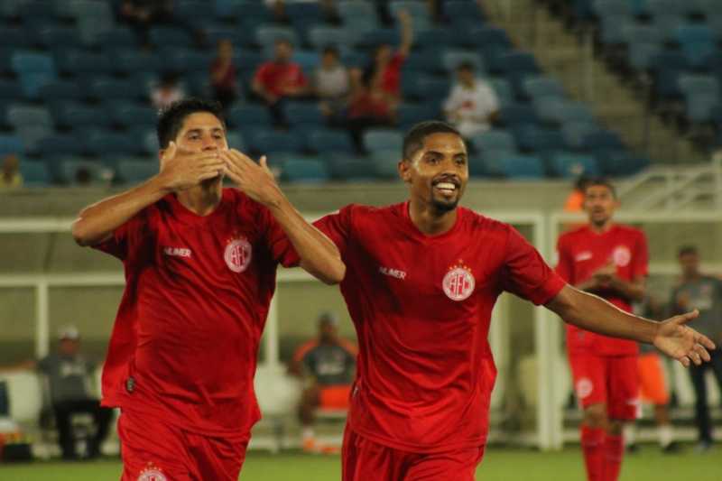 América goleia na estreia do segundo turno do Estadual