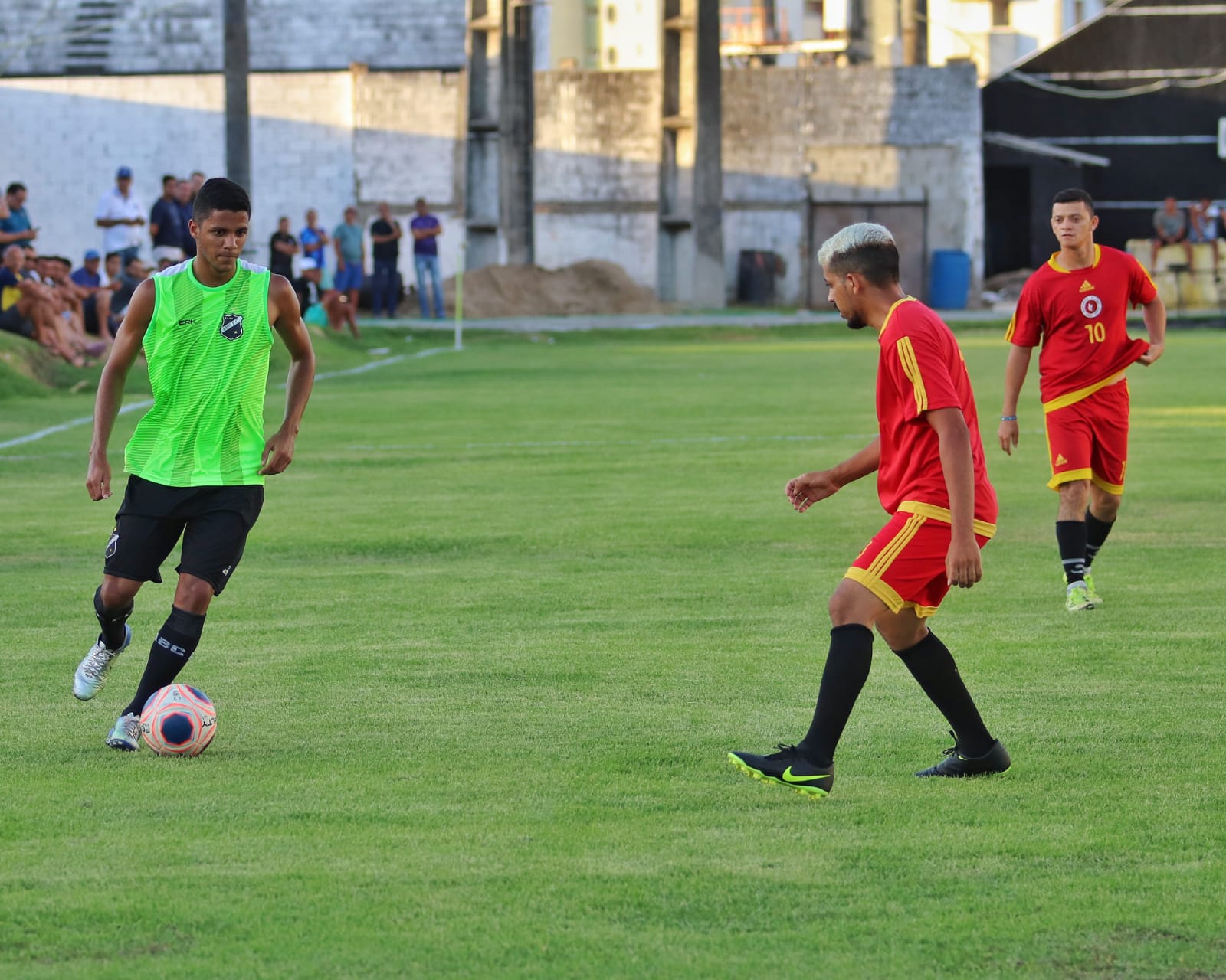 Departamento de Futebol do ABC comunica empréstimo de Gaspar