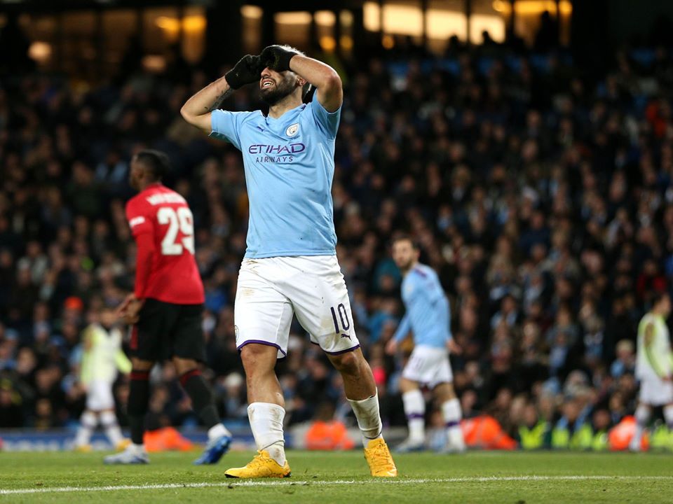 Clube gigante do futebol mundial é banido por dois anos da Champions League