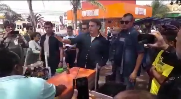 Após Twitter, Facebook e Instagram apagam post de Bolsonaro