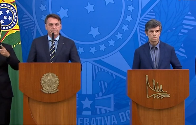Bolsonaro demite Mandetta e anuncia Nelson Teich para o Ministério da Saúde