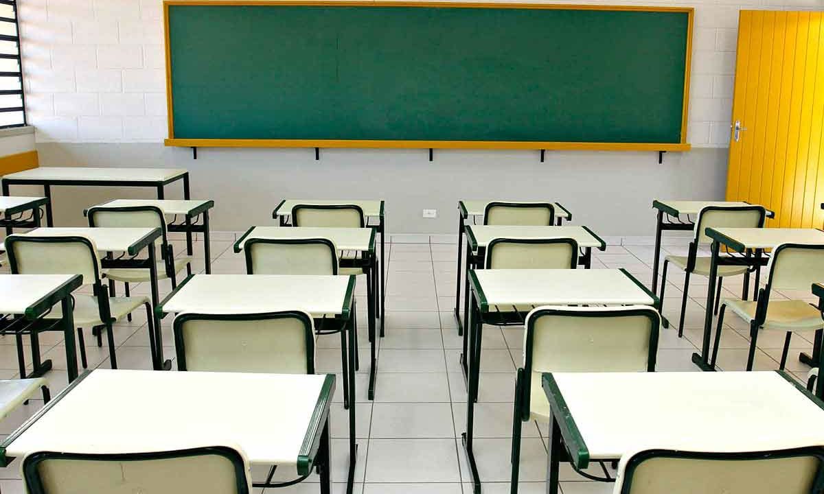 Fátima permite antecipação do recesso escolar e suspende aulas em maio