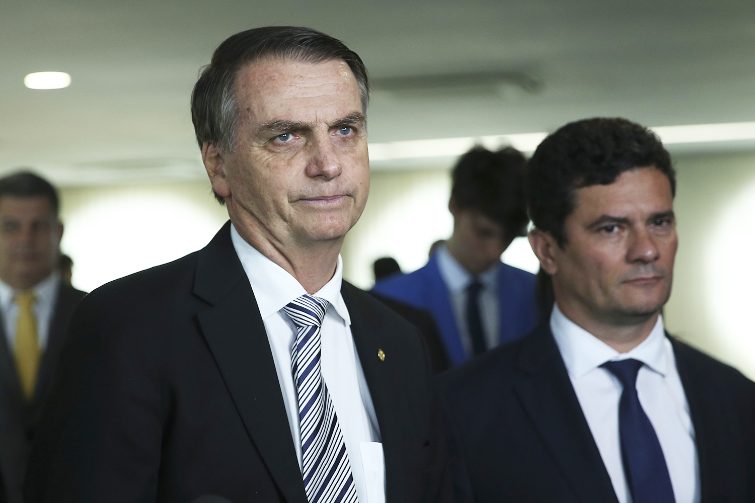 Moro pede demissão após troca na PF, e Bolsonaro tenta reverter