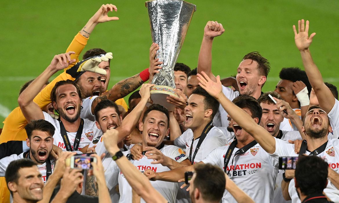 Sevilla vence Inter de Milão por 3 a 2 e conquista hexa da Liga Europa