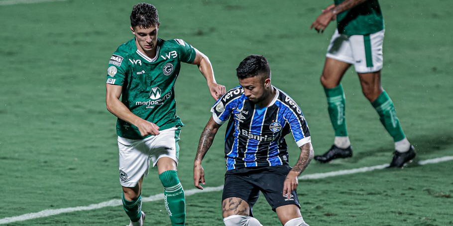 Goiás empata com o Grêmio e sai da lanterna no Brasileirão
