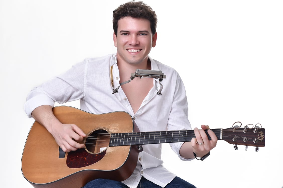 Diogo das Virgens lança 'Todo mundo no verão!' nesta sexta