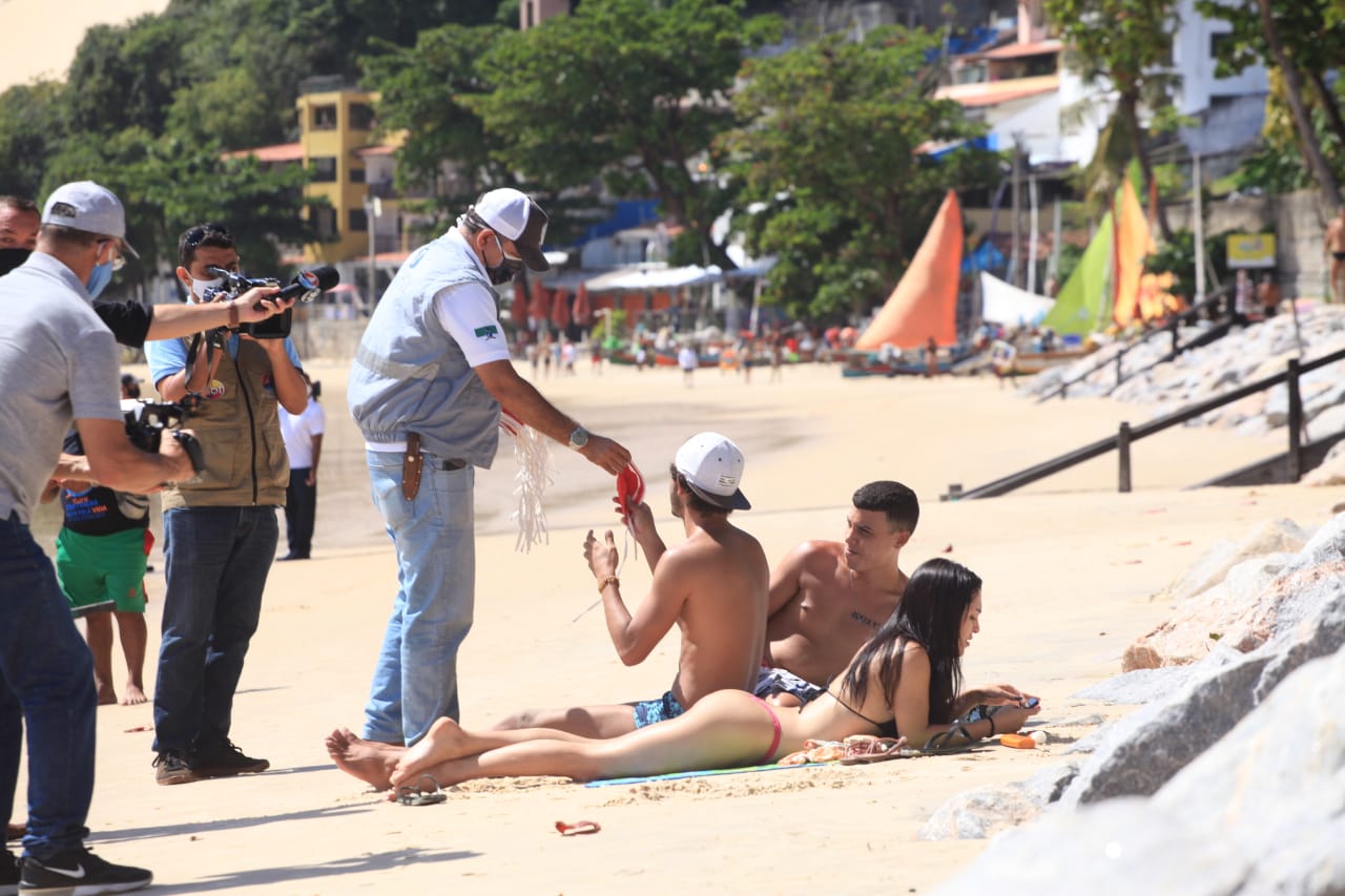 Prefeito decide fechar praias de Natal nos finais de semana e feriados; veja