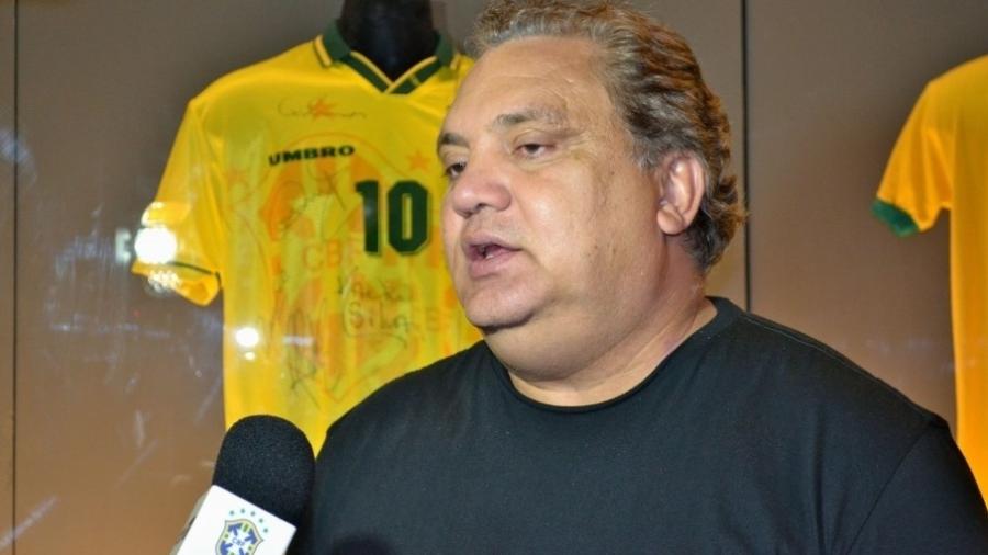 Lateral do tetra e coordenador da CBF é internado com covid-19