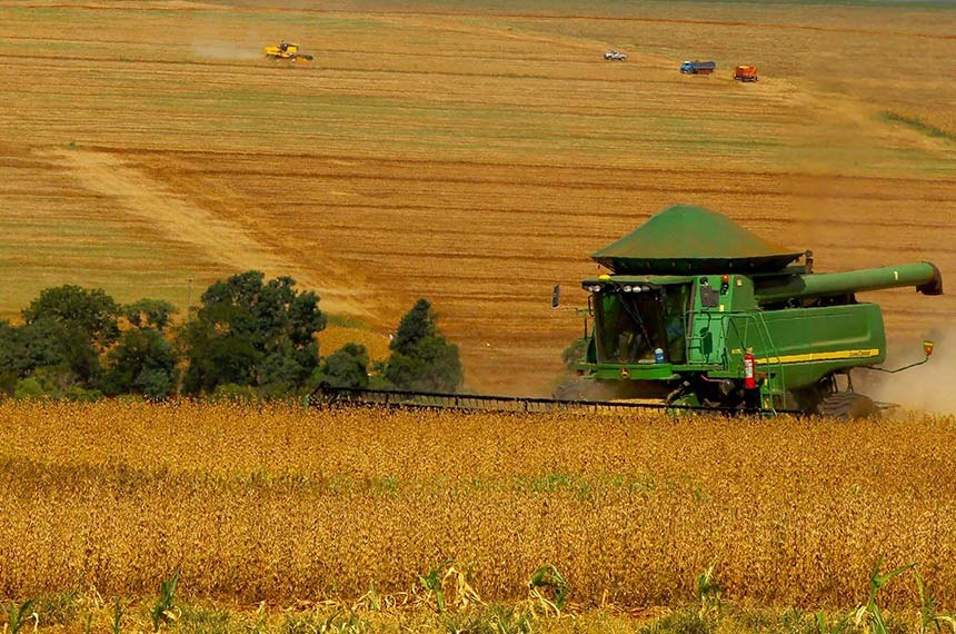 Bolsonaro sanciona Lei que cria fundos de investimento do agronegócio