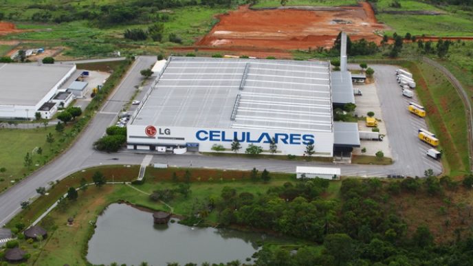 Funcionários da LG entram em greve por manutenção de empregos