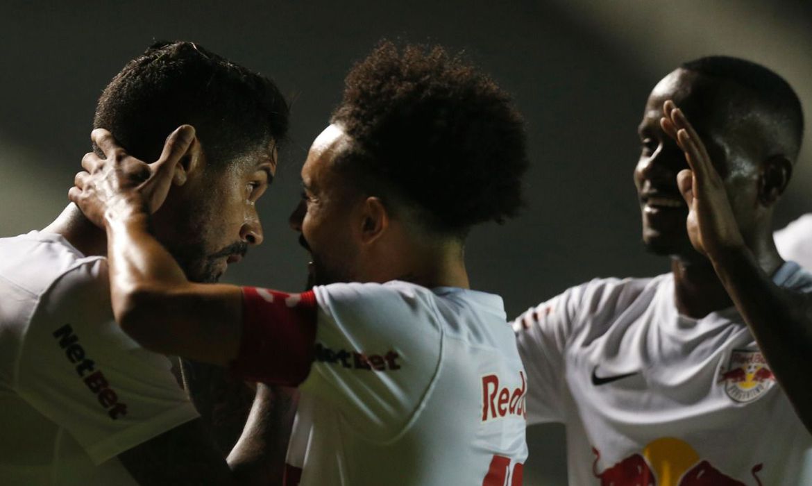 Bragantino se reabilita no Paulistão e afunda Inter de Limeira