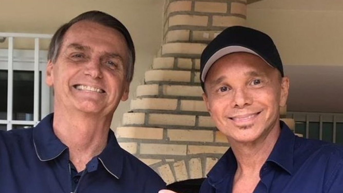 Autor de sucesso desautoriza Netinho a usar música em ato pró-Bolsonaro