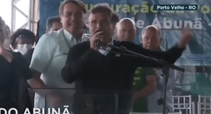 Tri-campeão da Fórmula 1 volta a chamar Globo de "Globolixo"