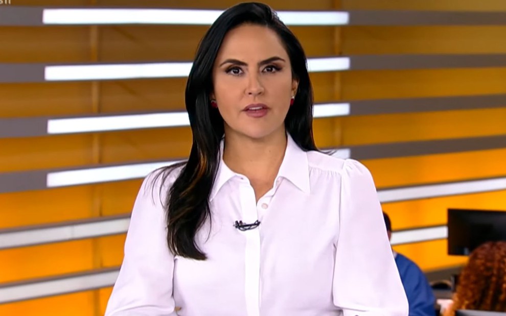 Record demite por e-mail apresentadora após 16 anos