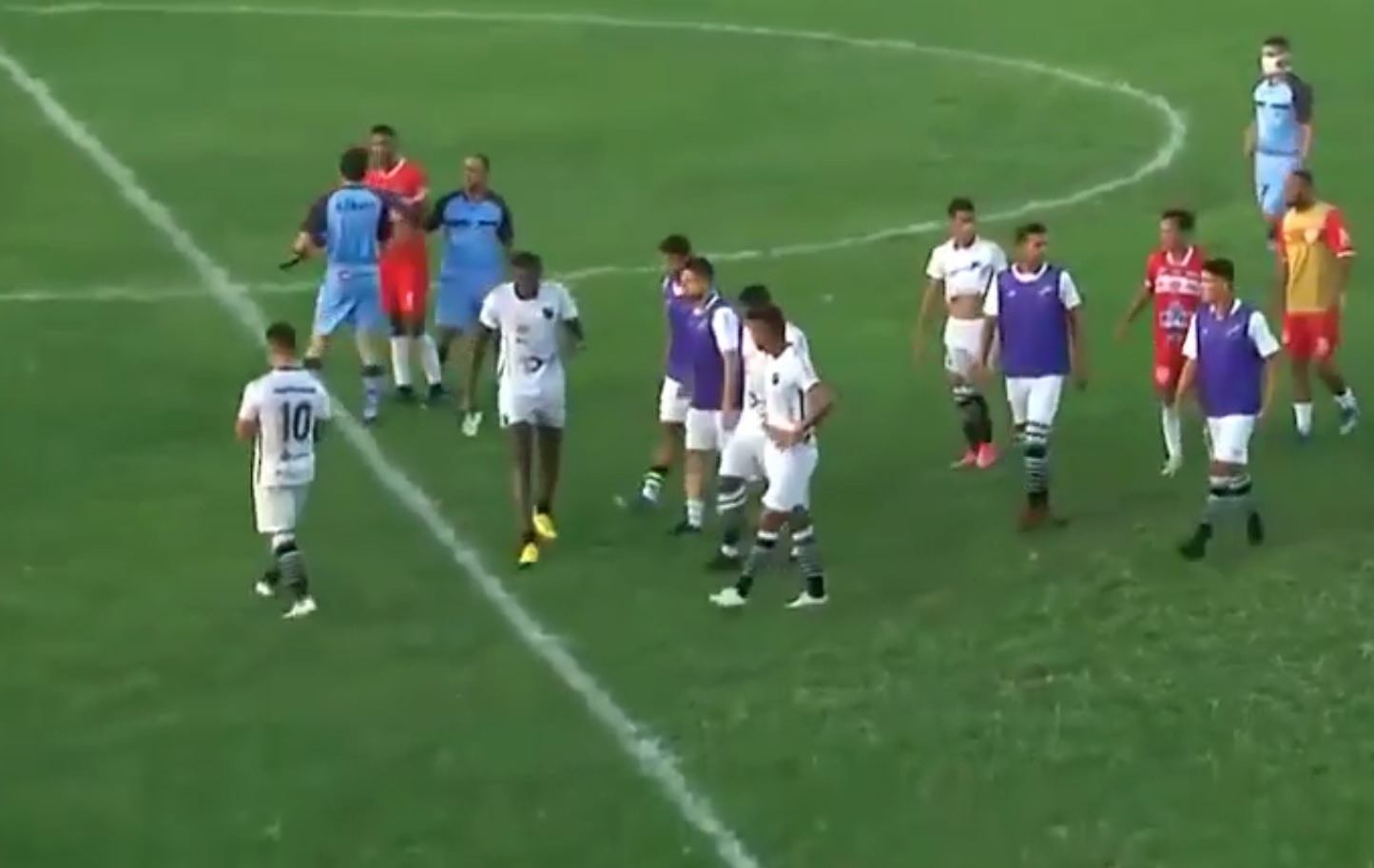 Veja o vídeo da confusão na partida entre Potiguar e ABC