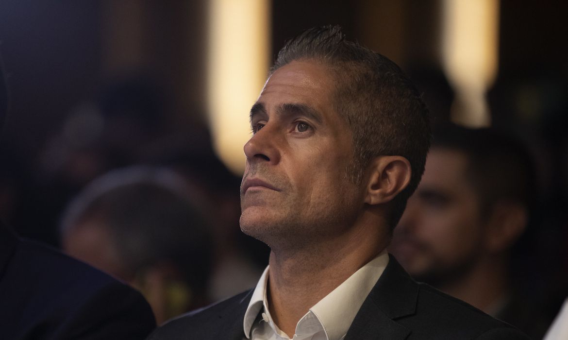 Corinthians anuncia novo treinador; confira