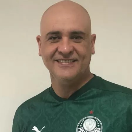 Pentacampeão ironiza posicionamento contrário à Copa América: 'Gritaria global'
