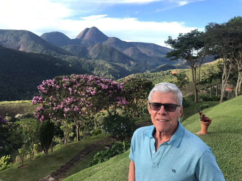 Afastado da TV, veterano de novelas da Globo desmente boatos de que está mal
