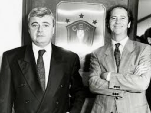 Paulo Roberto Falcão versus Ricardo Teixeira