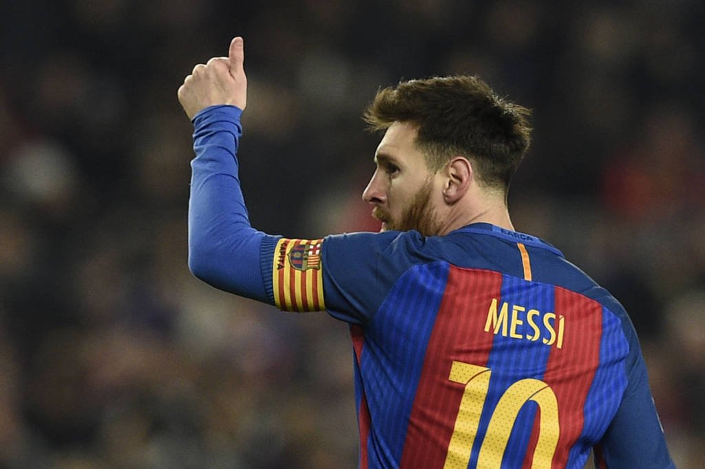No último dia de contrato de Messi, time brasileiro faz proposta e lança campanha